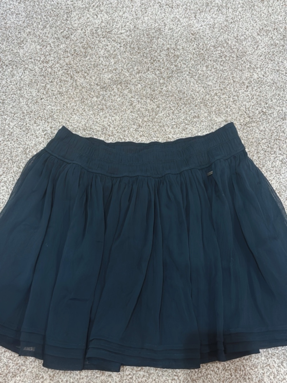 Vintage Y2K Inspired Hollister Women’s Skirt In Size Large. Good Condition!